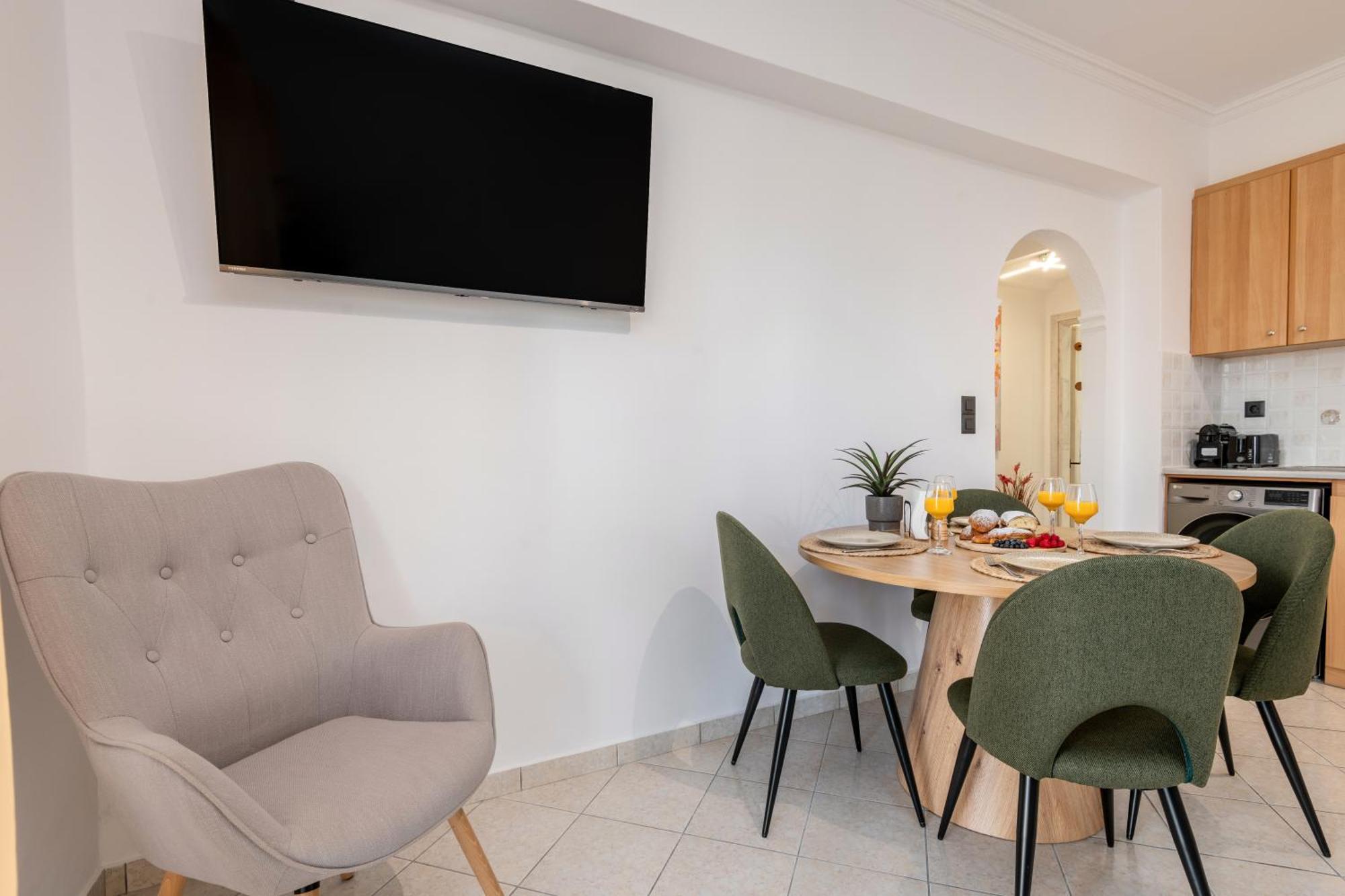 Plános Swan Apartments מראה חיצוני תמונה
