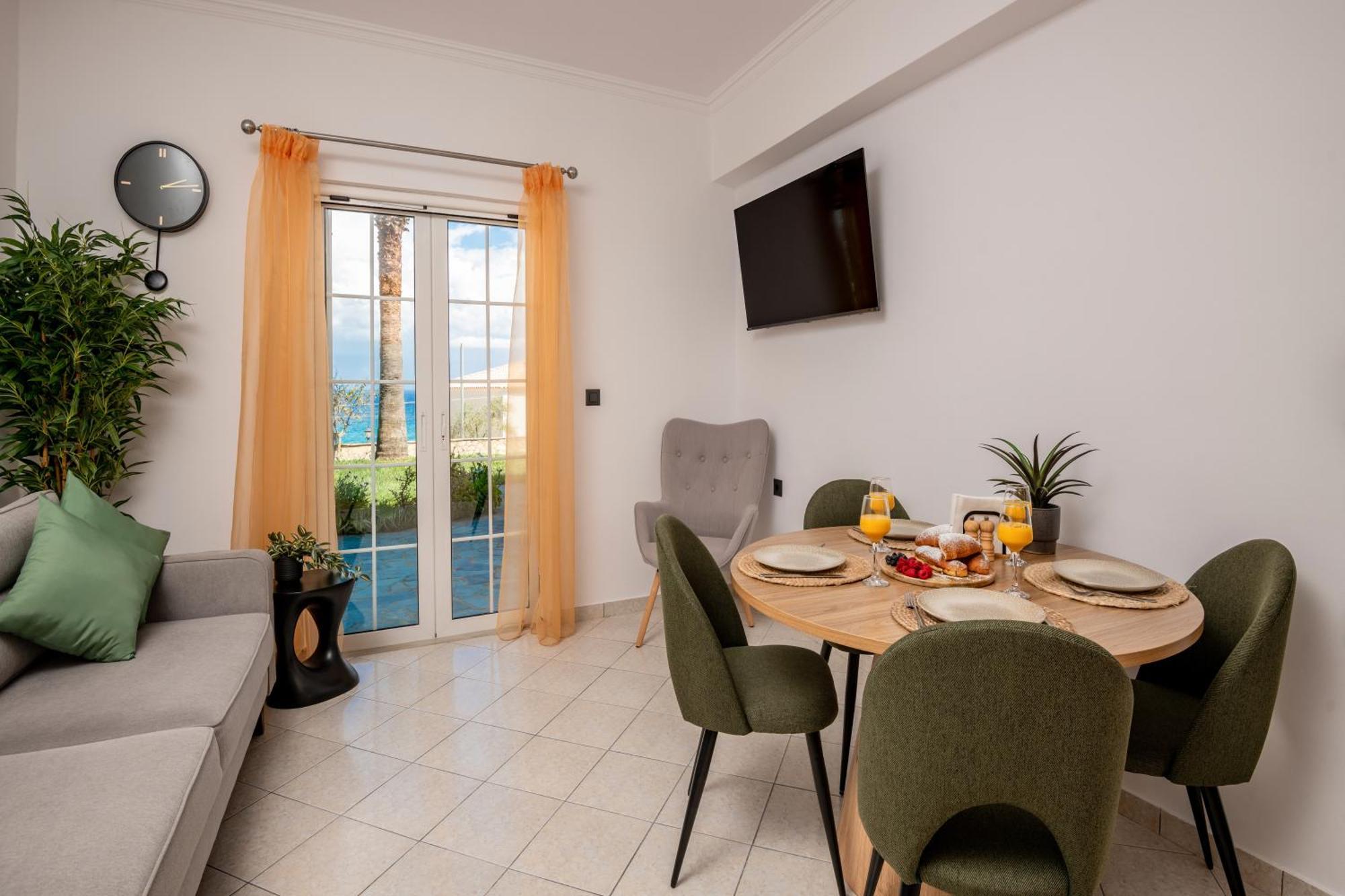 Plános Swan Apartments מראה חיצוני תמונה